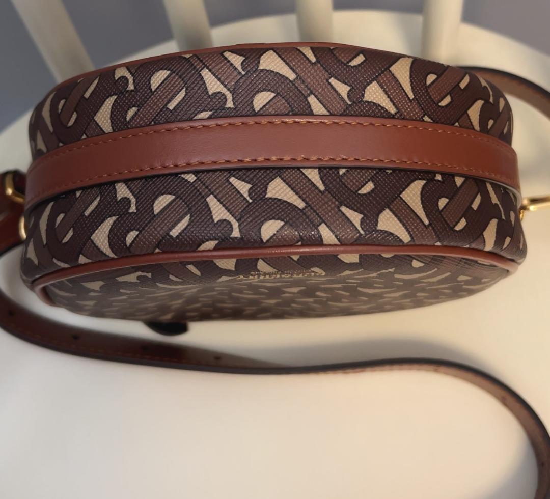 【値下げ!!】【即購入OK】バーバリー ショルダーバッグ