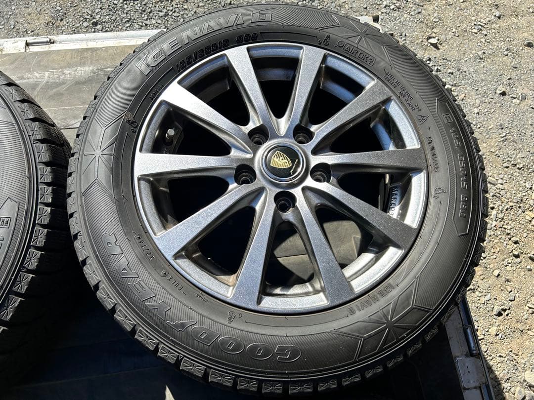 【バリ山！】アルミホイール付スタッドレスタイヤ４本　185/65R15フリード