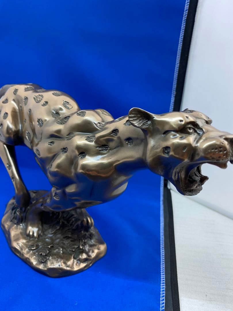 最終値下げ‼️*786　ヒョウ　ブロンズ像　RUNNING LEOPARD