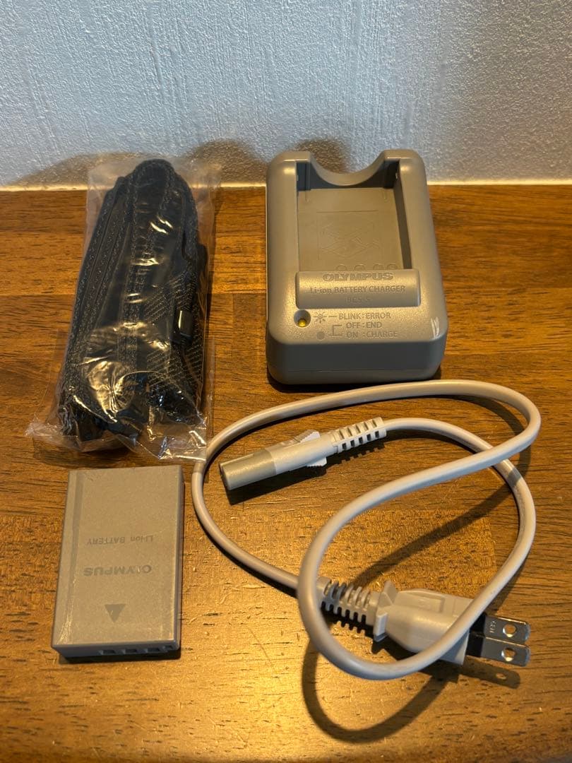 OLYMPUS PEN Lite E-PL7 ミラーレス一眼