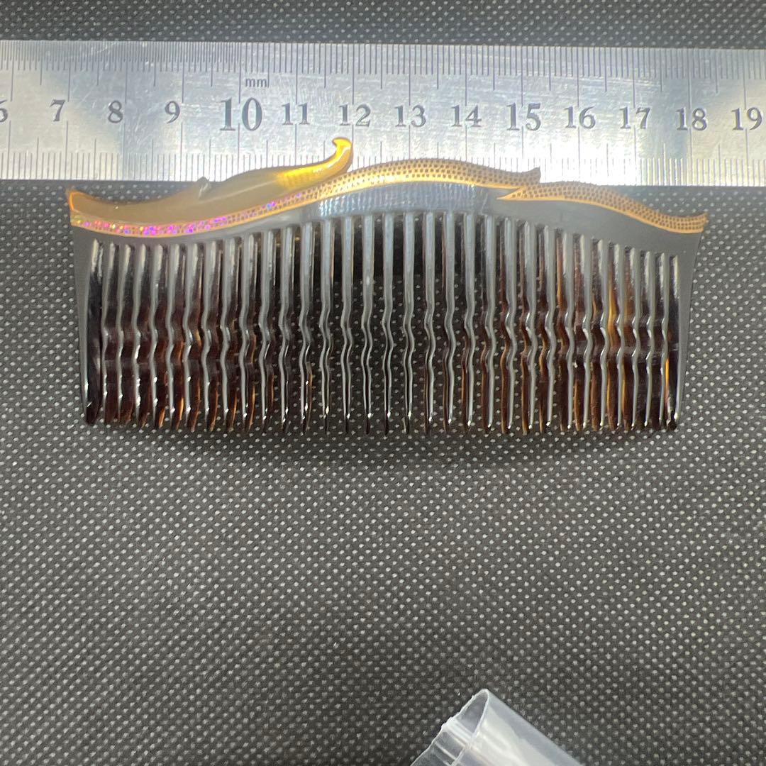 作家物　螺鈿本鼈甲ヘアピン留め　白　黒本鼈甲　櫛型　かんざし　在銘　本鼈甲②