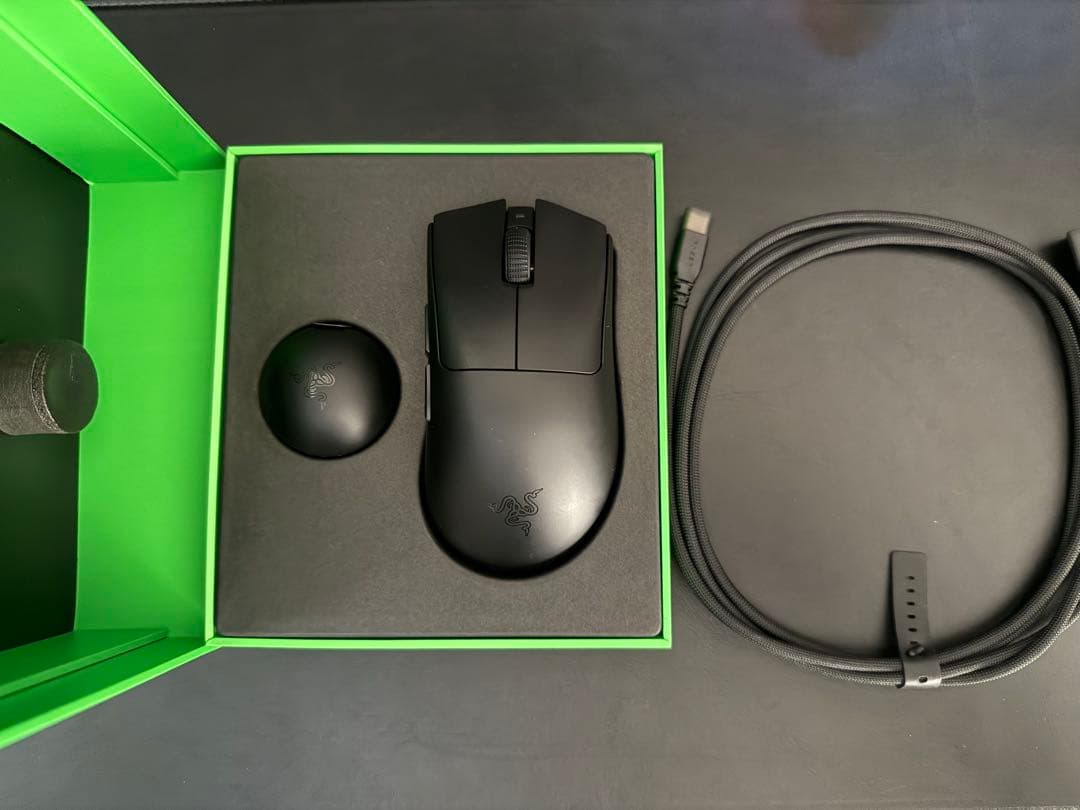 Razer DeathAdder V4 Pro ワイヤレスゲーミングマウス