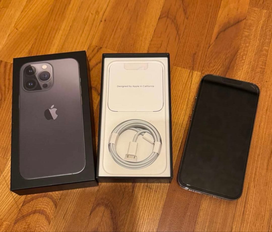 【極美品】iPhone 13 Pro 256GB SIMフリー