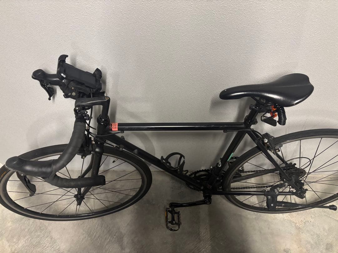 ロードバイク ブラック　fuji BALLAD Ω オメガ