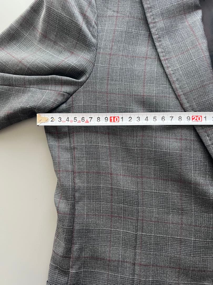 r*n様 ISAIA グレー チェック柄 ビジネスジャケットとベスト