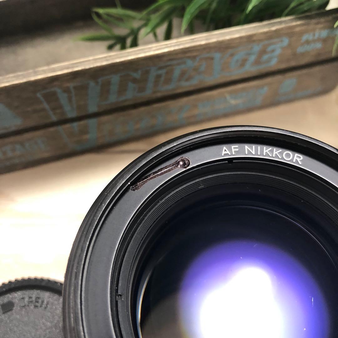 Nikon NIKKOR 85mm F1.8 単焦点レンズ