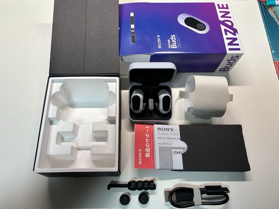 INZONE Buds ホワイト