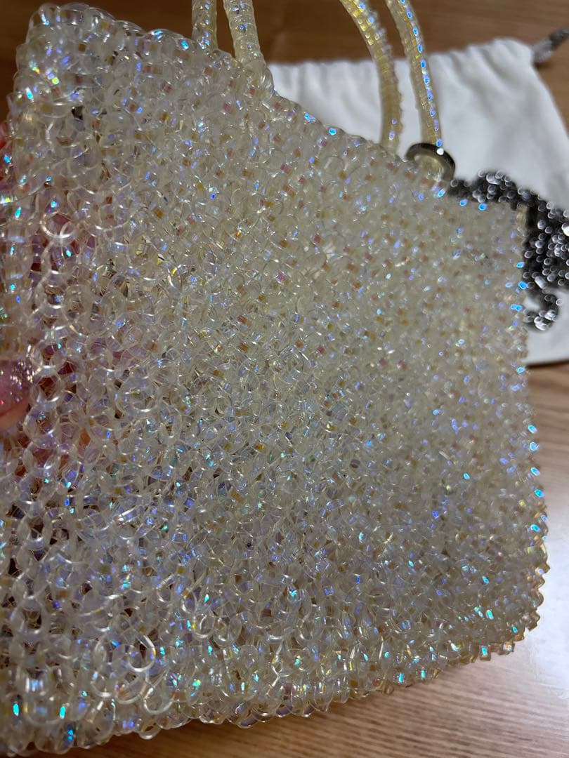 アンテプリマ　ミニアトゥーラ　オーロラホワイト　ショルダーバッグ