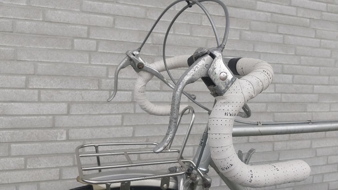 片倉シルク SILK ROAD スポルティーフ シルバー