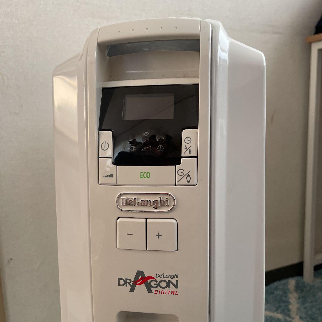 送料込デロンギオイルヒーター気持ちのいい暖かさ　安心安全あったかい　ECOモード