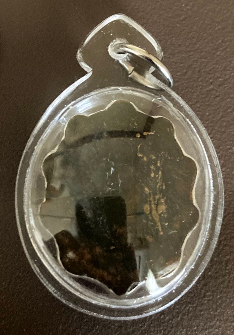 プラクルアン 世界の始まりクィーンヴァージニア　魔法家ルアンプーウドムサップ師