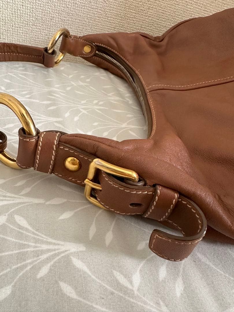 PRADA ブラウンショルダーバッグ