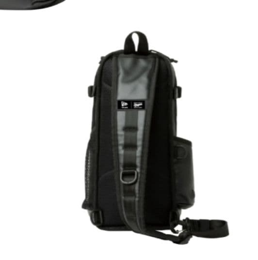 中日ドラゴンズFCエグゼクティブ Dragons×NEW ERA® ボディバッグ