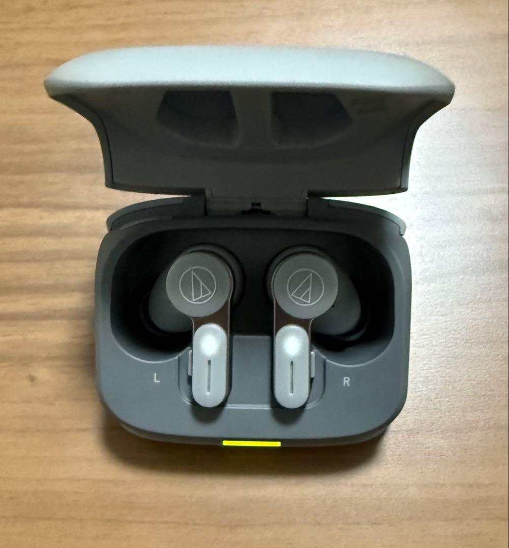 Audio Technica ATH-TWX7 WHワイヤレスイヤホン　付属品有