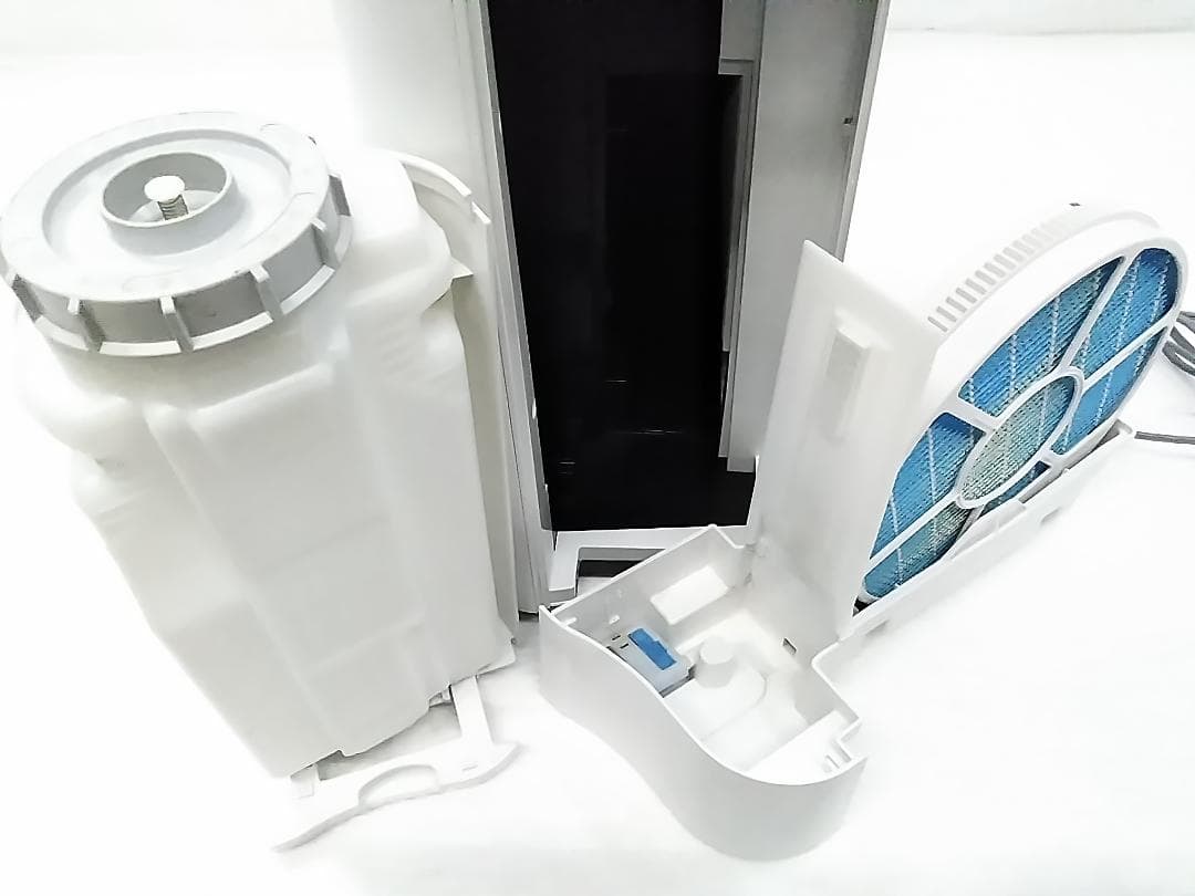 シャープ 加湿空気清浄機 プラズマクラスター 2021年製 KC-L50 ★