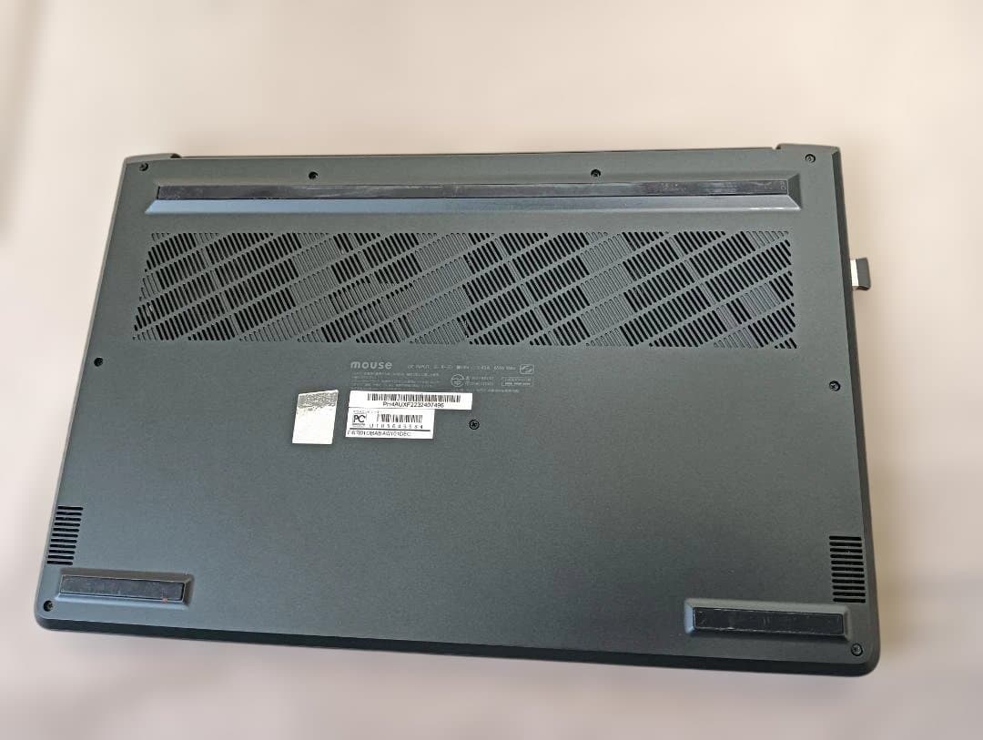 Mouse computer マウスコンピュータ　ノートパソコン