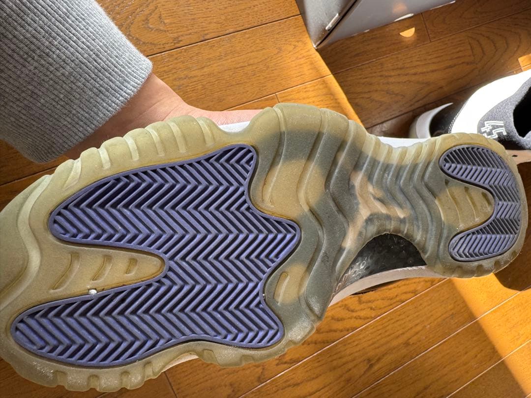 Air Jordan 11 ホワイト/ブラック