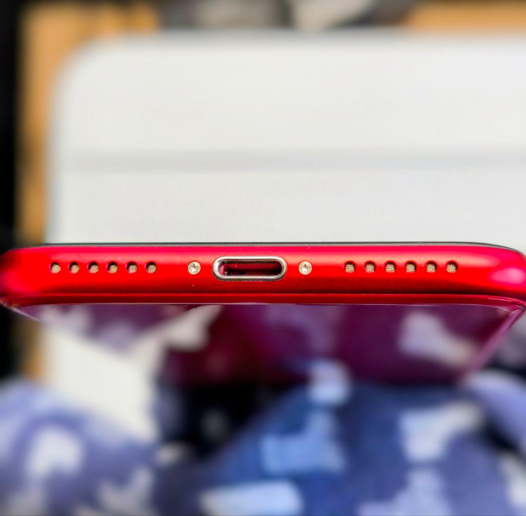 【美品】iPhone SE 3 PRODUCT RED 128GB