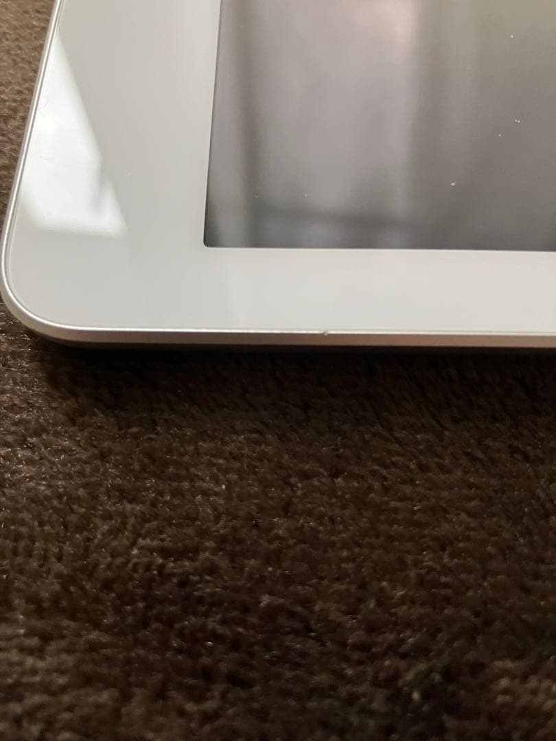 Apple iPad 第6世代ホワイト/シルバー本体のみ