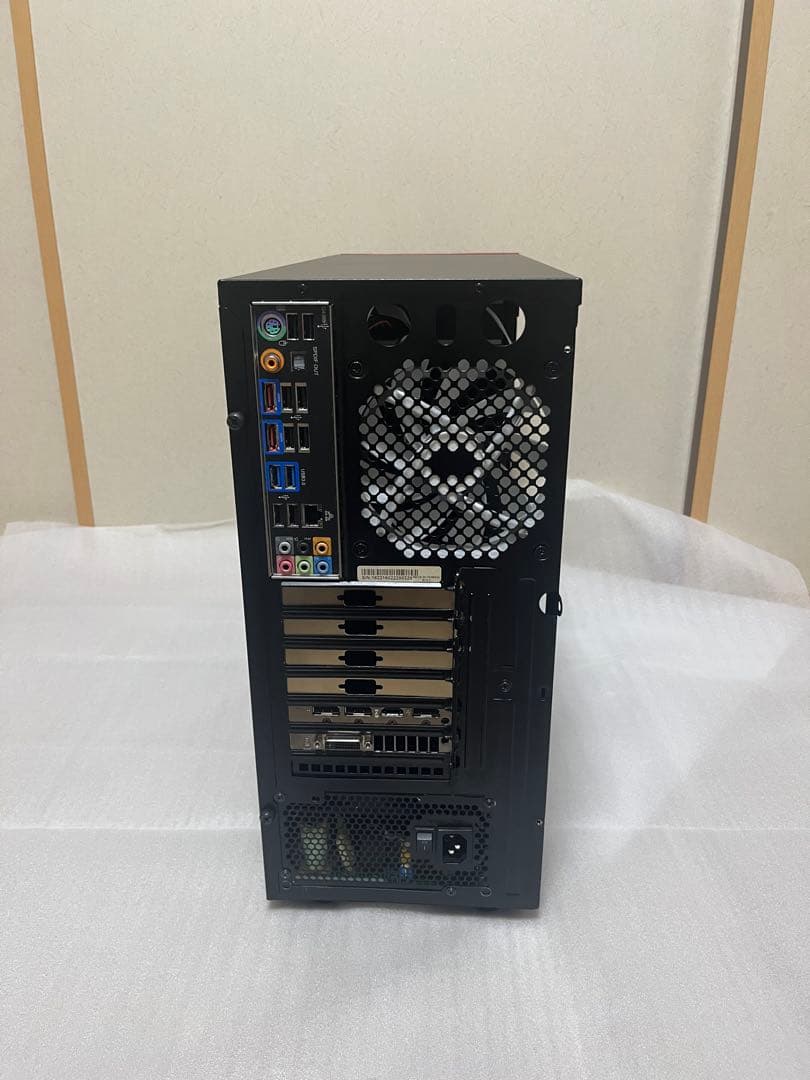 ゲーミングPC。Core i7 3930K GTX960