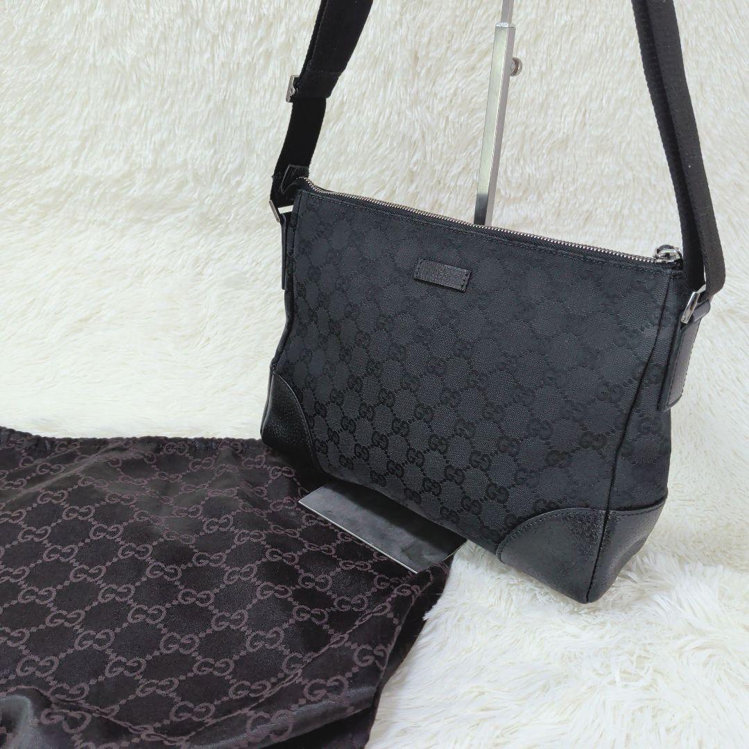 【✨美品✨】グッチ ショルダーバッグ GGキャンバス ブラック