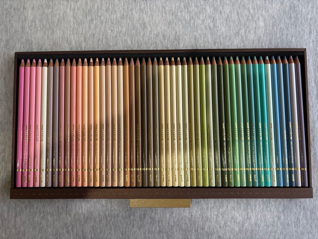 三菱鉛筆　240色　限定色鉛筆　 uni COLOR 240