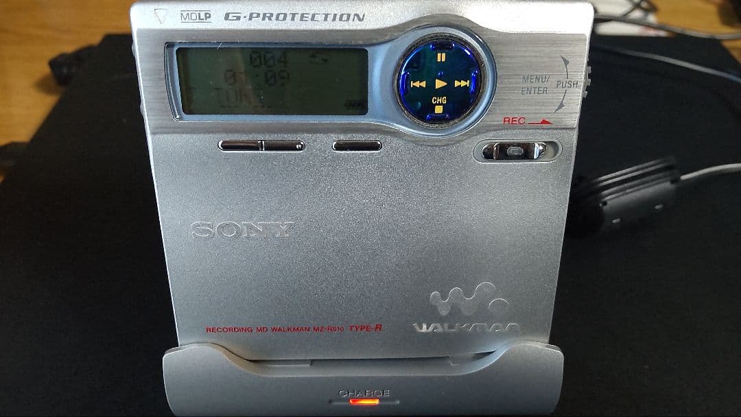 SONY MZ-R910 ポータブルMDレコーダー