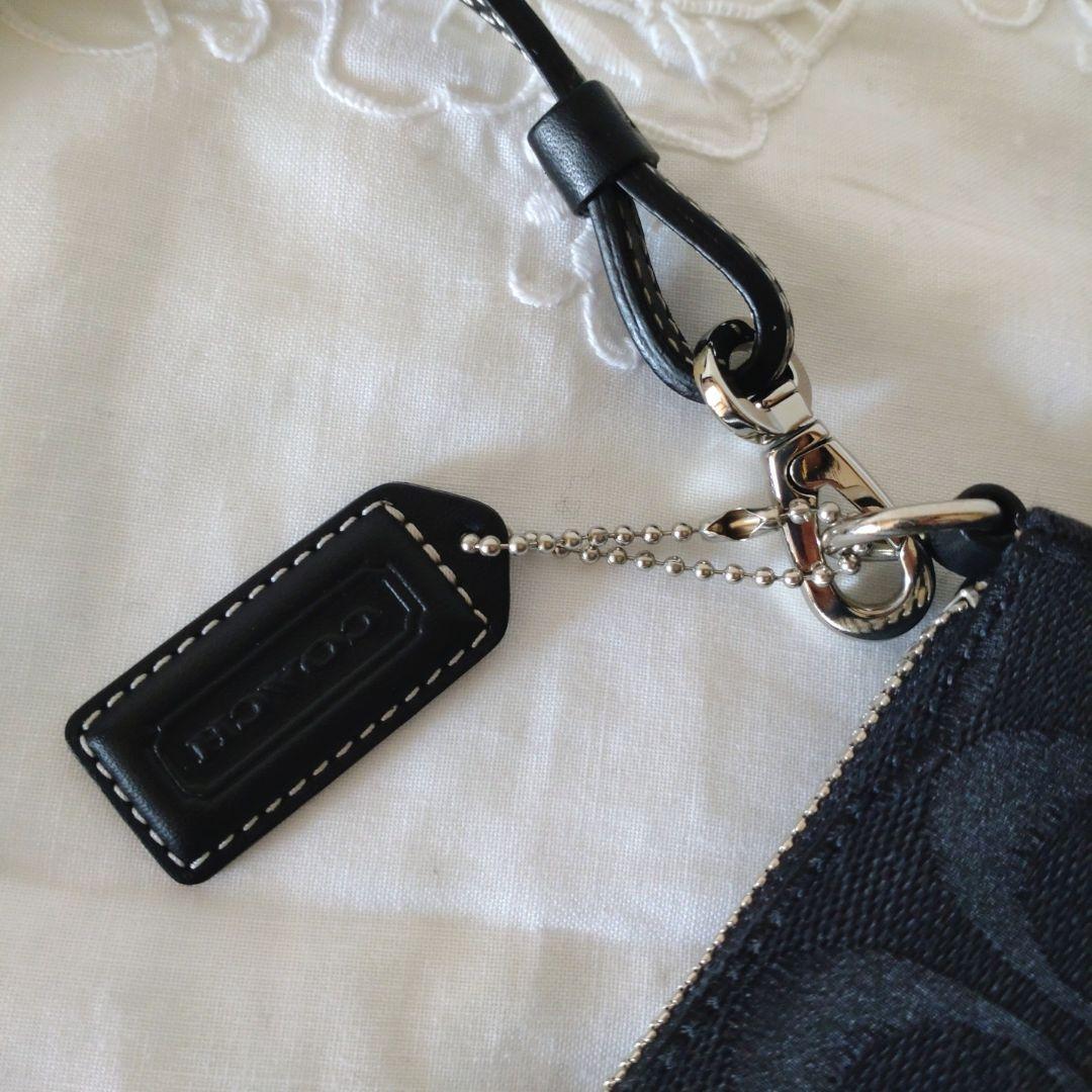 コーチCOACH　　　　　　　　　　　　　小さなハンドバッグ美品