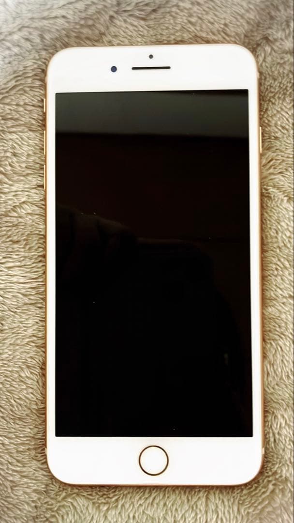 iPhone 8 Plus 本体 ゴールド 256GB