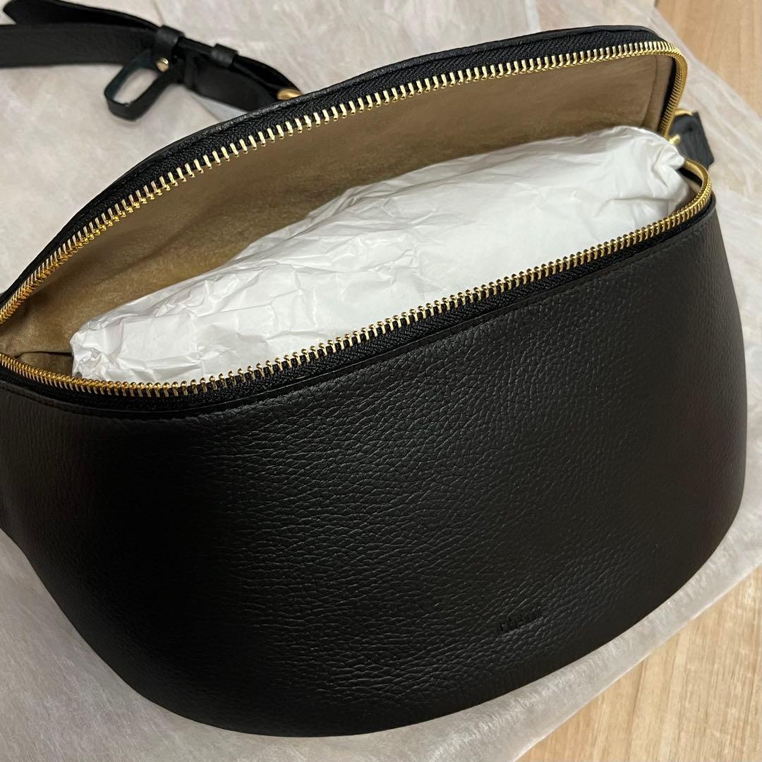 ch!iiibag シュリンクウエストバッグ　黒　ブラック　chiiiibag