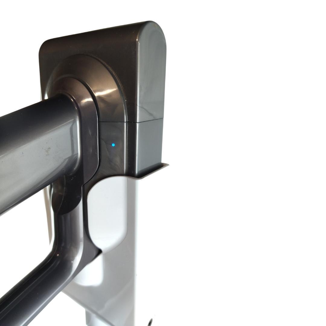 A*o様 エコモード約48分☆ダイソン コードレスクリーナー SV18【11-0