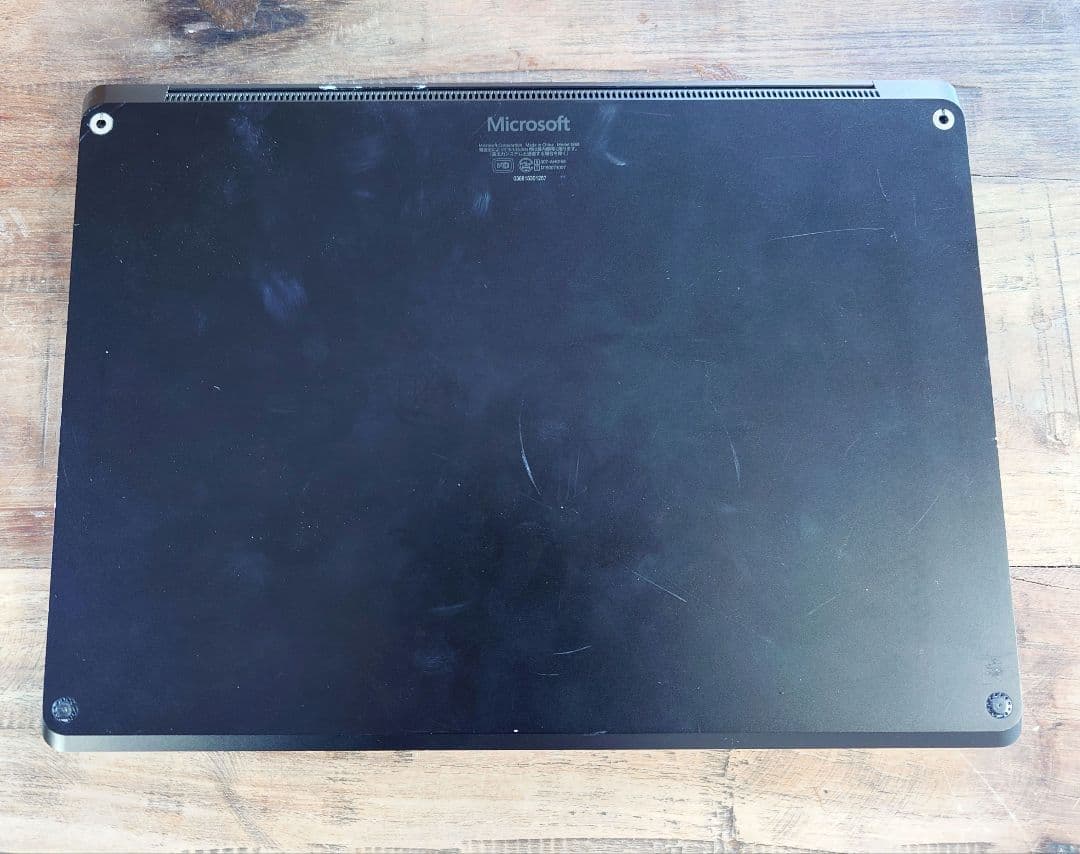 Surface Laptop 3 13.5インチ ブラック (モデル 1868)