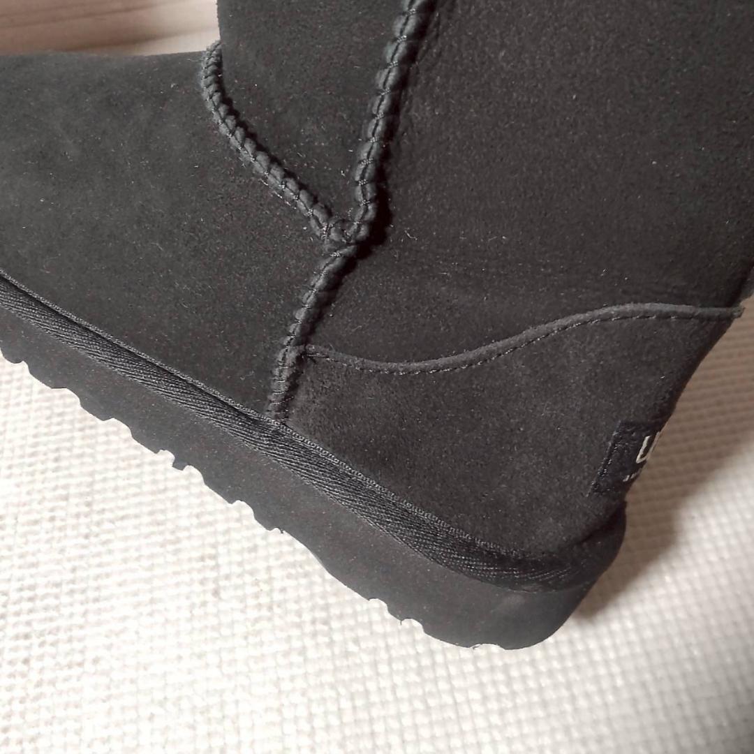 未使用級 UGG CLASSIC TALL ムートンブーツ 黒 ブラック 秋冬