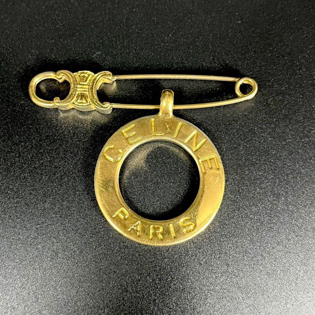 希少✨ CELINE　ブローチ　トリオンフ　サークルロゴ　刻印　ゴールド