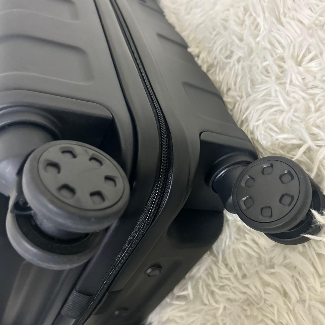 美品 送料無料 無印良品 バーを自由に調節できるハードキャリーケース 20L