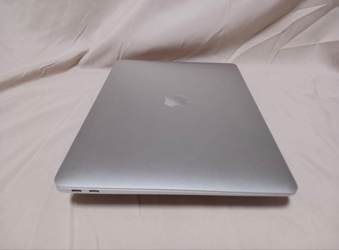 MacBook Air（Retina, 13-inch, 2020)　A2179