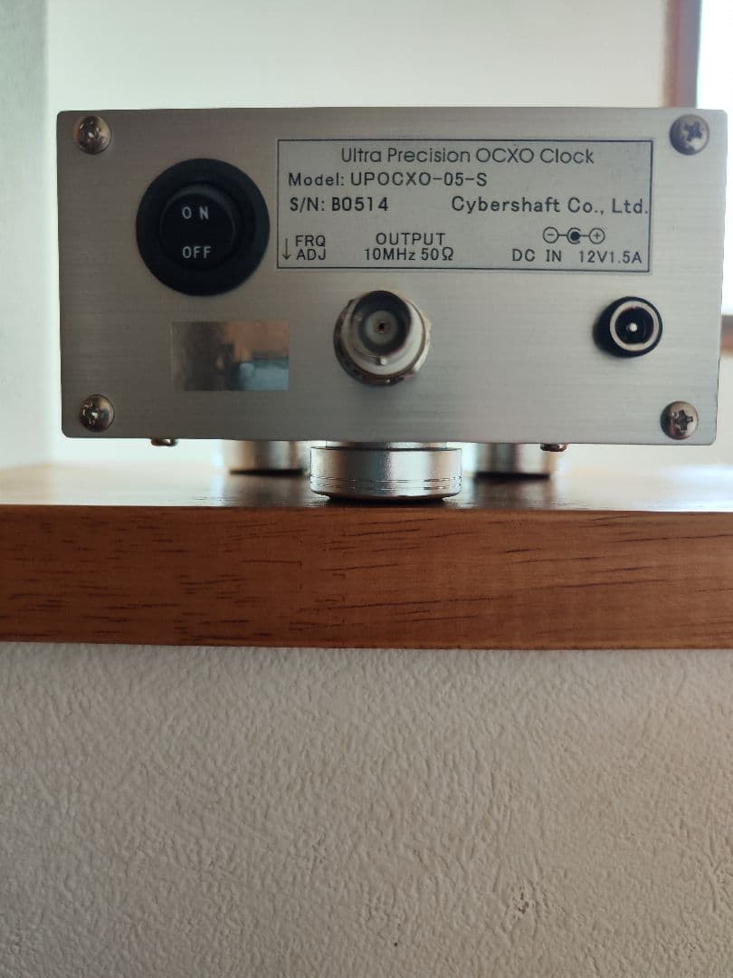 サイバーシャフト社製 OCXO 10MHz マスタークロック ST
