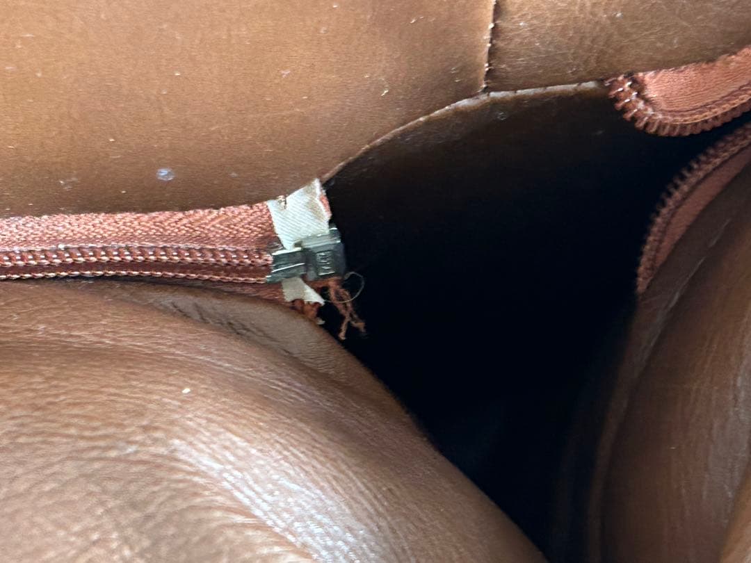 ブラウンレザー3人掛けソファ