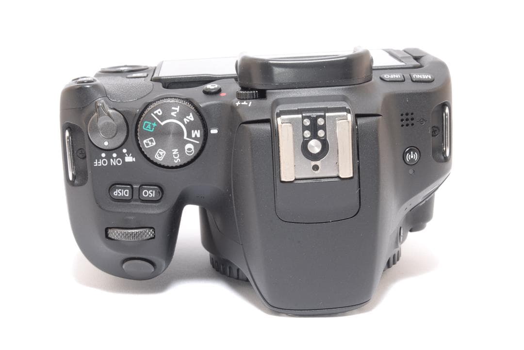 ⭐️美品　すぐに始めれる　Canon Kiss X9 標準レンズセット