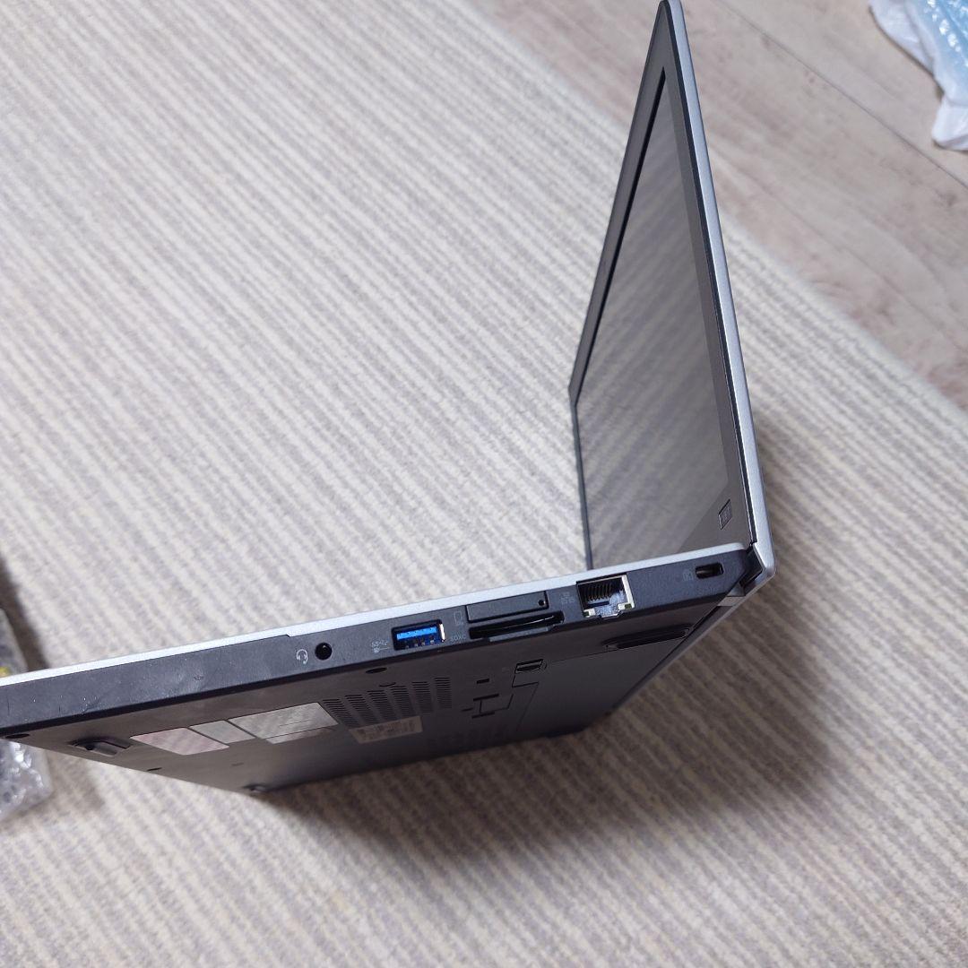 第6世代CPU/8GB/500GB Windows10 Libre Office