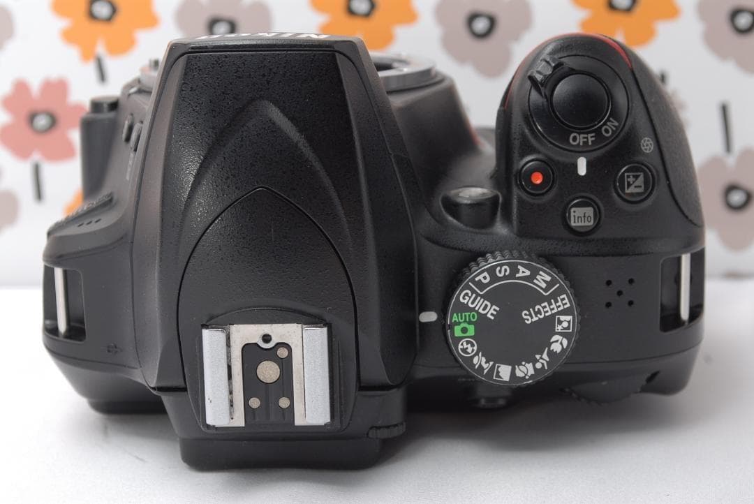 ❤Nikon D3400❤付属品充実❤Bluetoothでシェア出来る！❤美品❤