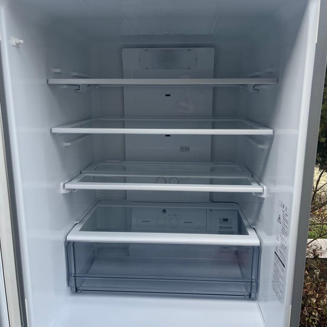 配送費用込み　清掃済み　アクア　355L 冷蔵庫　2022年製