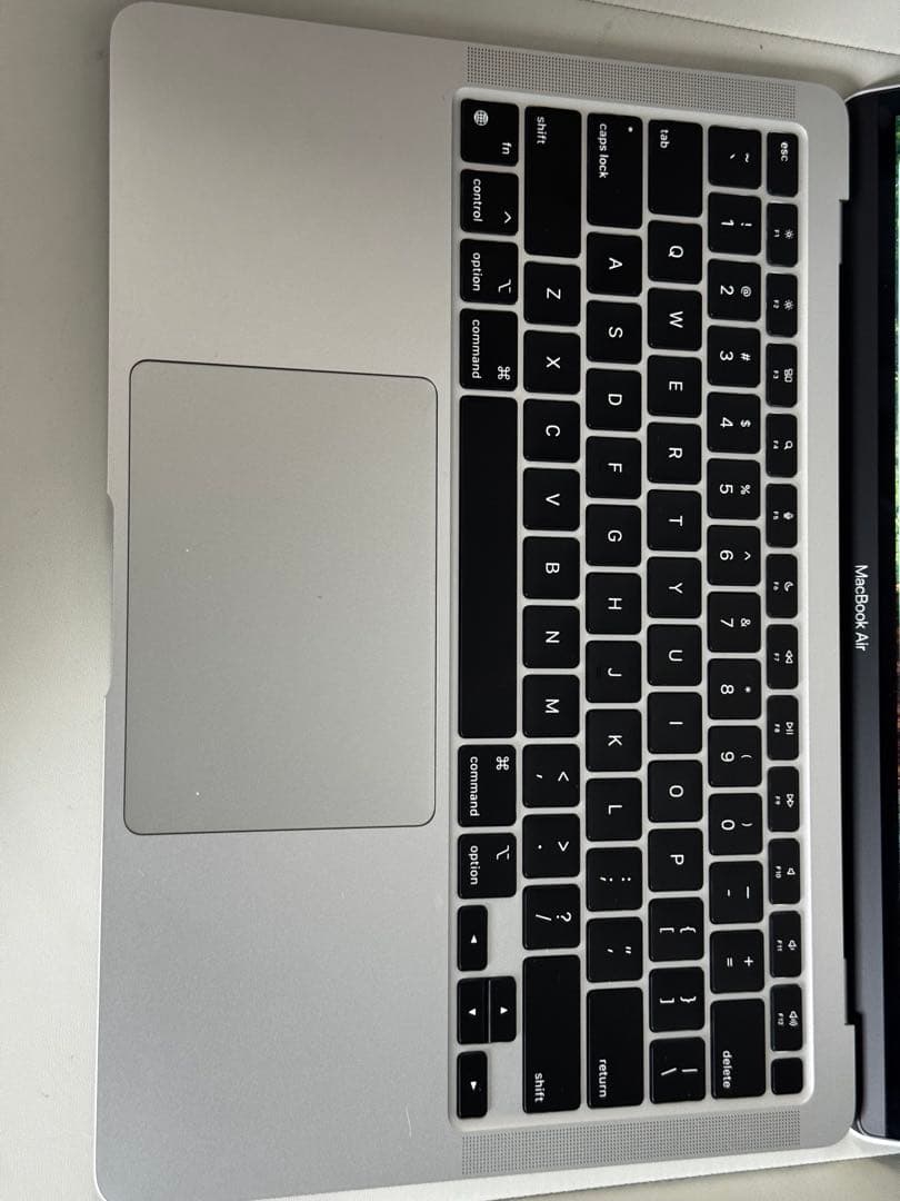 Apple MacBook Air (M1, 2020) 本体 US