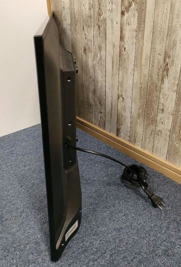 しん【スタンド無し】TOSHIBA REGZA 2023年製 32V34