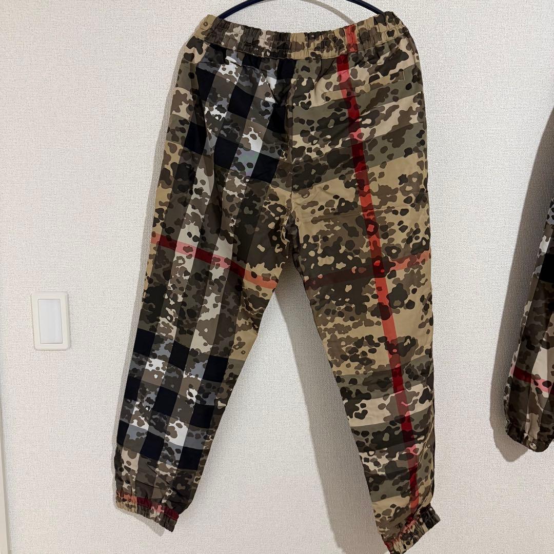 Burberry バーバリー セットアップ ジャケット ジョガーパンツ 迷彩