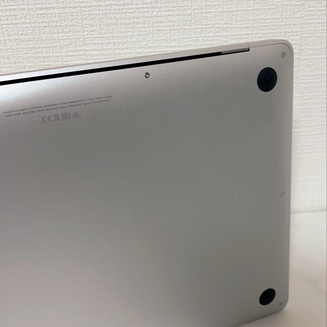 【美品】MacBook Air (2020) M1 チップ スペースグレー