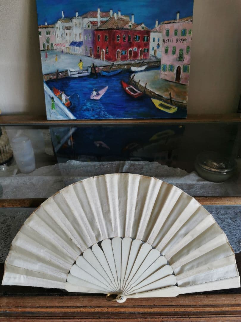 アンティークブルージュ ロザリンペルレ レースファン シルク 象牙色スティック