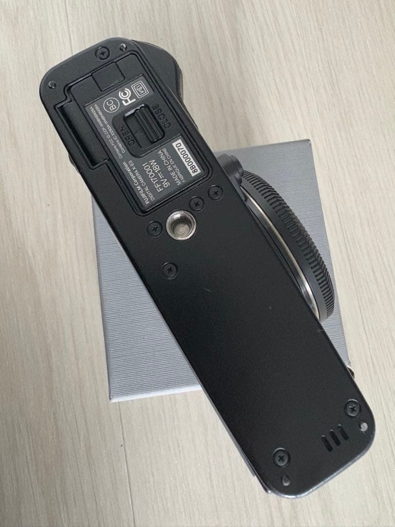 Fujifilm X-E3 ブラック ミラーレス一眼　マニュアルレンズ付