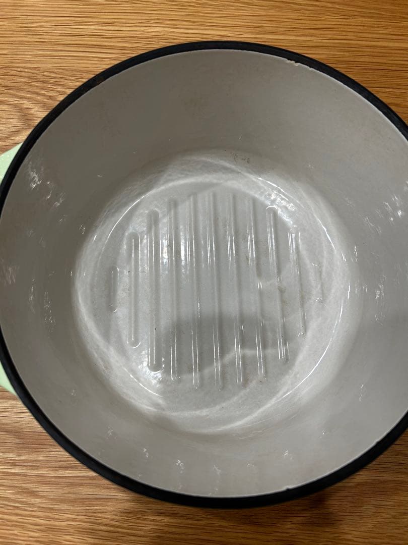 VERMICULAR バーミキュラ　オーブンポット #22 パールグリーン