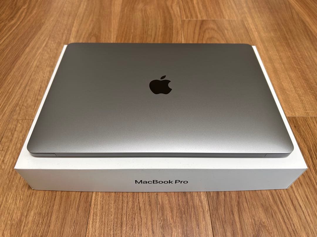 MacBook Pro 13インチ 2019 スペースグレー